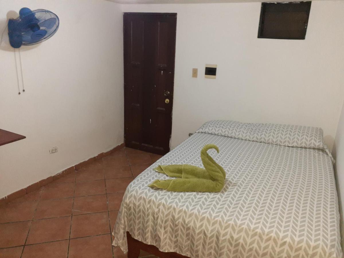 Adriano'S Apartahotel Santo Domingo Buitenkant foto