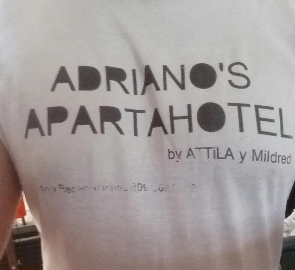 Adriano'S Apartahotel Santo Domingo Buitenkant foto